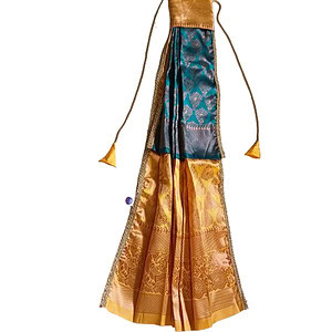 Gudhi Vastra | Pecock Green and golden combination