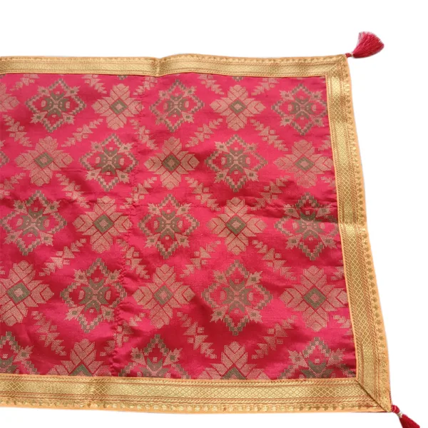 red pooja aasan