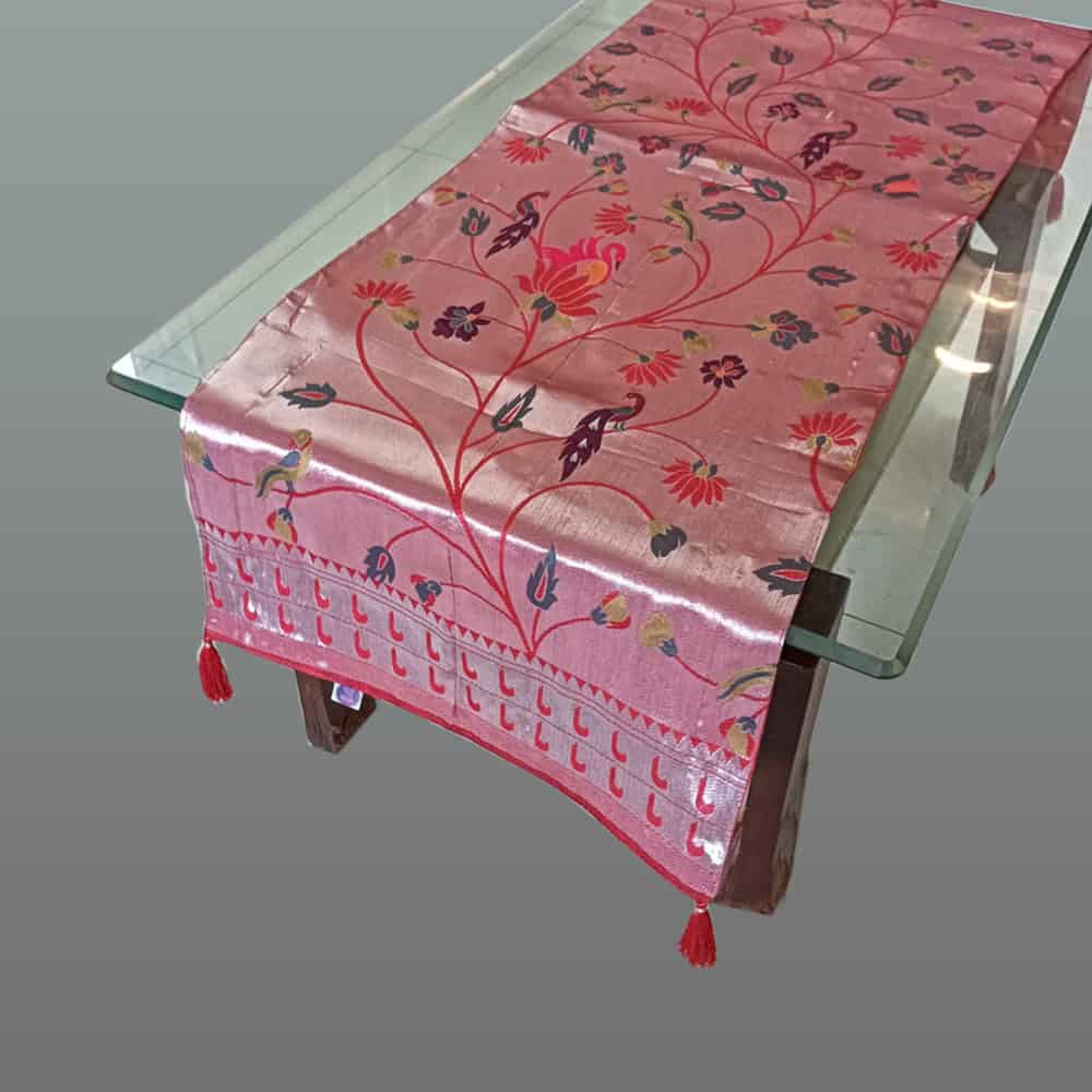 Pithani table runner